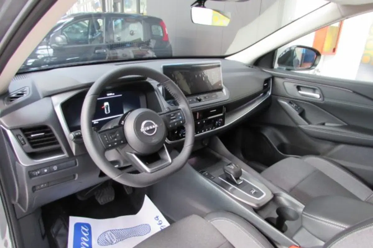 Nissan Qashqai nuova a Milano (7)