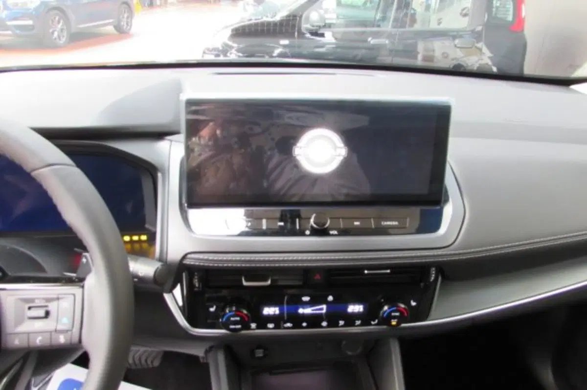 Nissan Qashqai nuova a Milano (8)