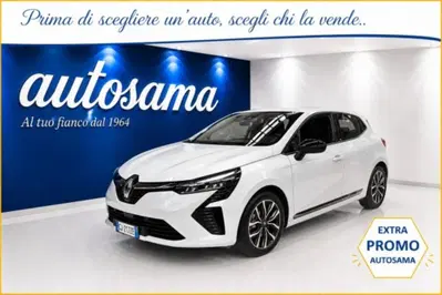 Renault Clio TCe 90 CV 5 porte Techno del 2024 usata a Rho