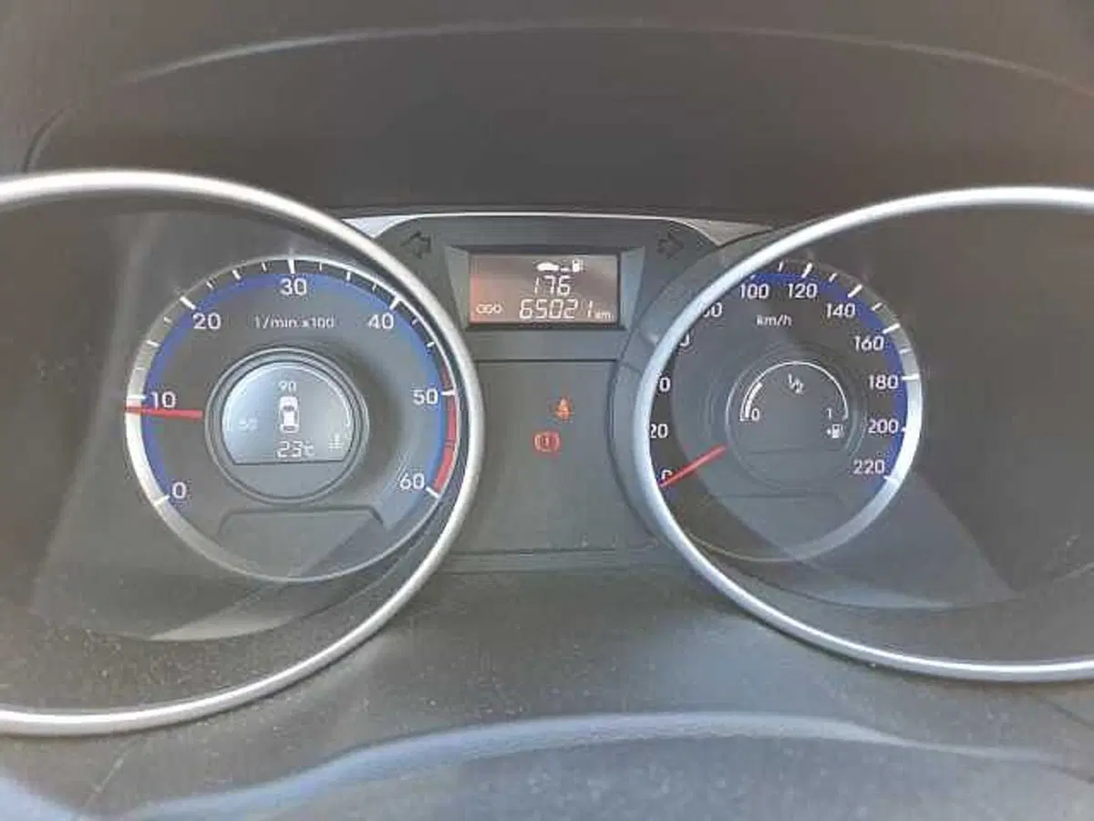Hyundai ix35 usata a Venezia (13)