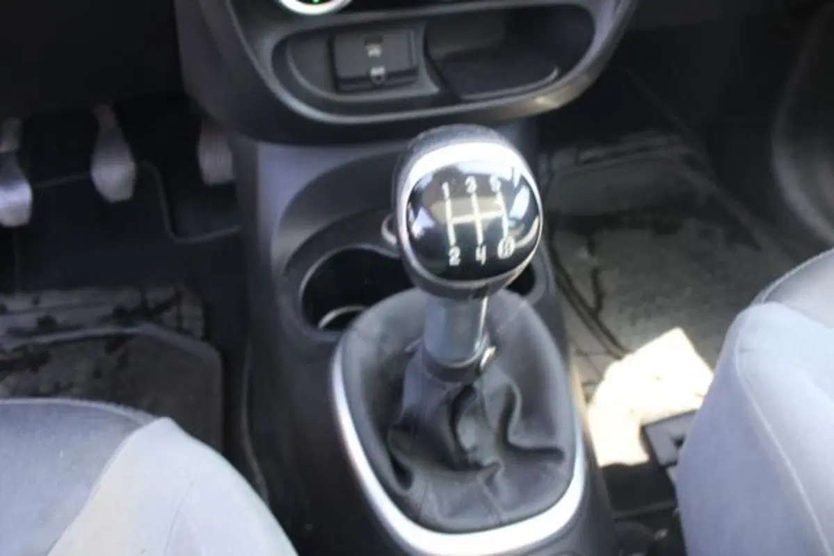 Fiat 500L Living usata a Lecce (15)