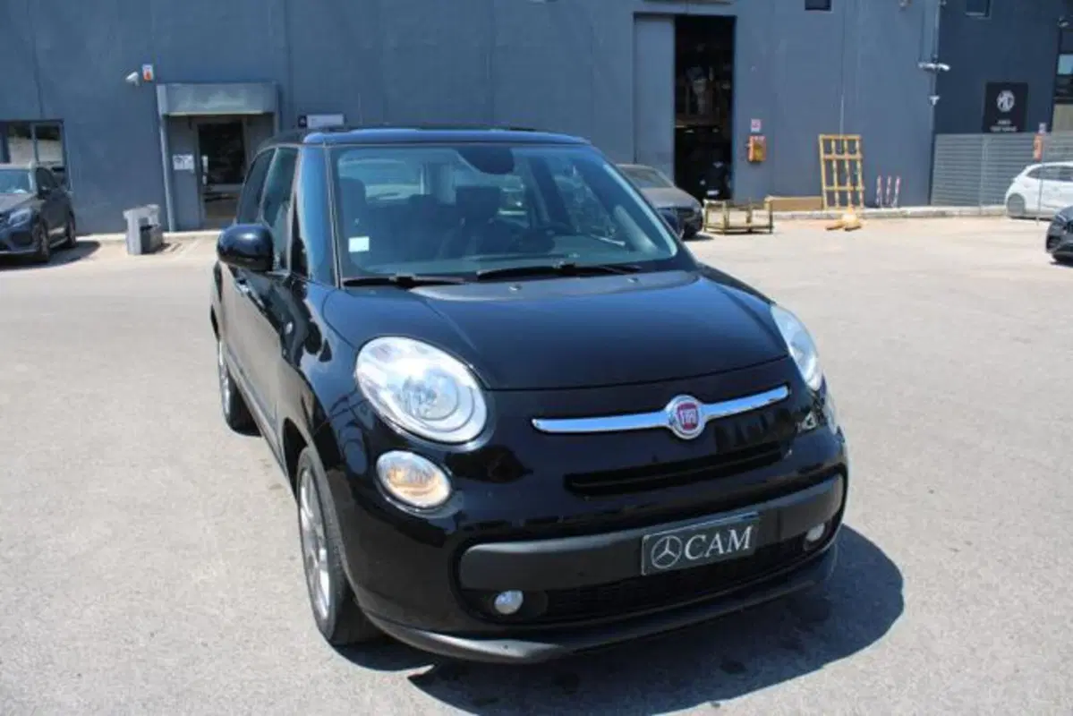 Fiat 500L Living usata a Lecce (2)