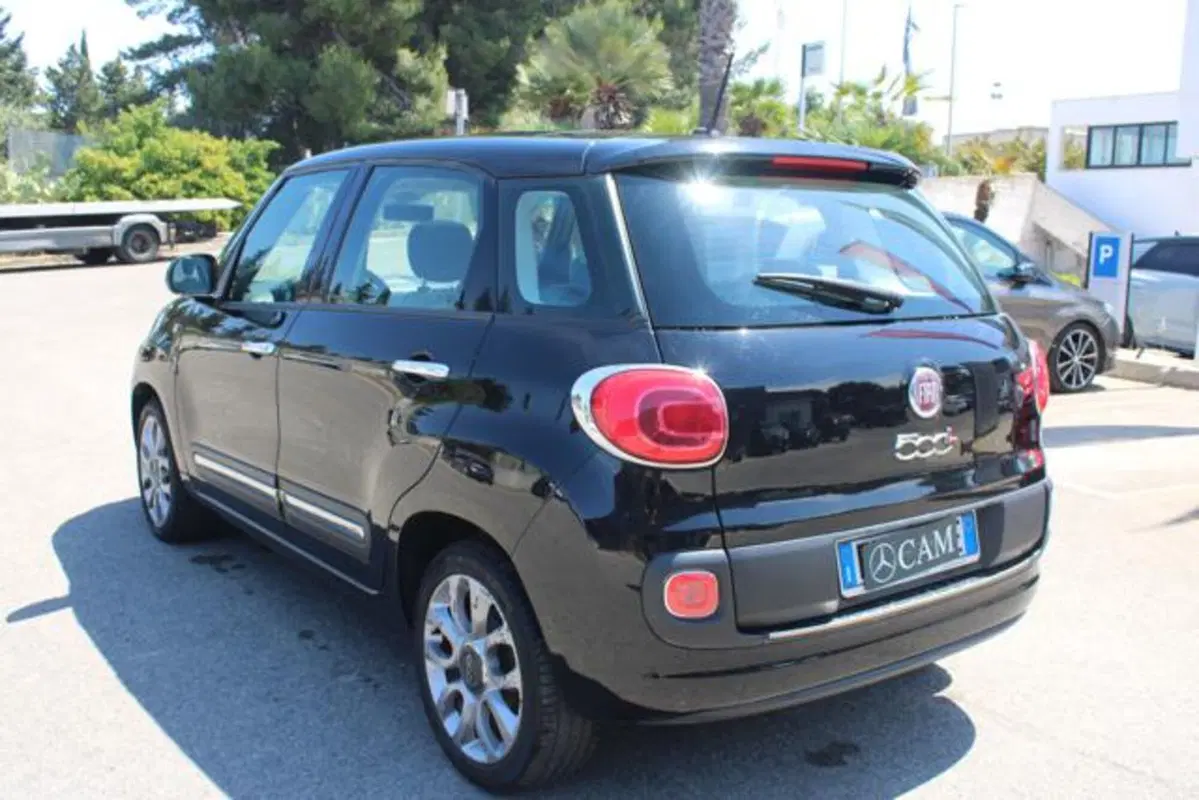 Fiat 500L Living usata a Lecce (4)