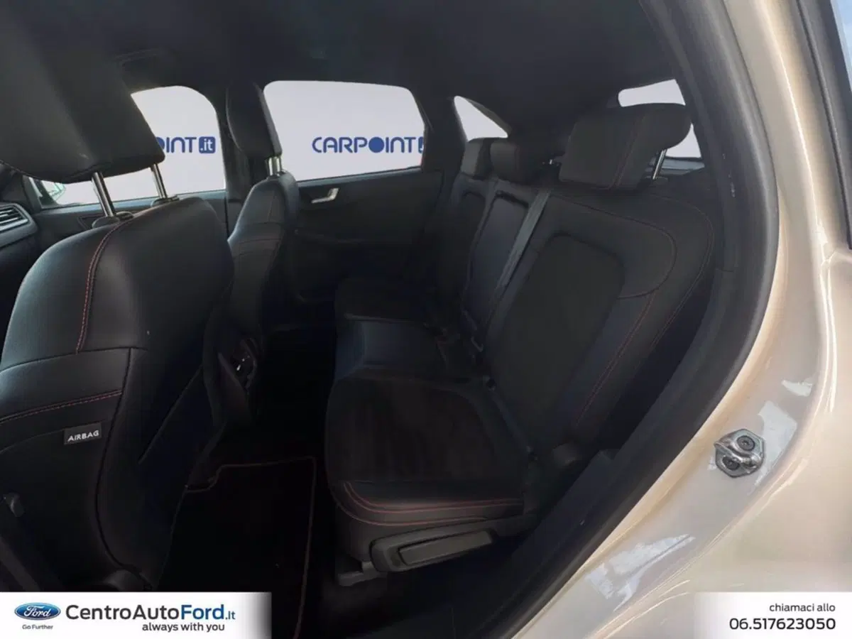 Ford Kuga usata a Roma (13)