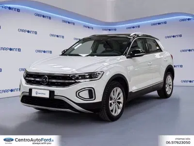 Volkswagen T-Roc 1.0 TSI Style del 2023 usata a Albano Laziale