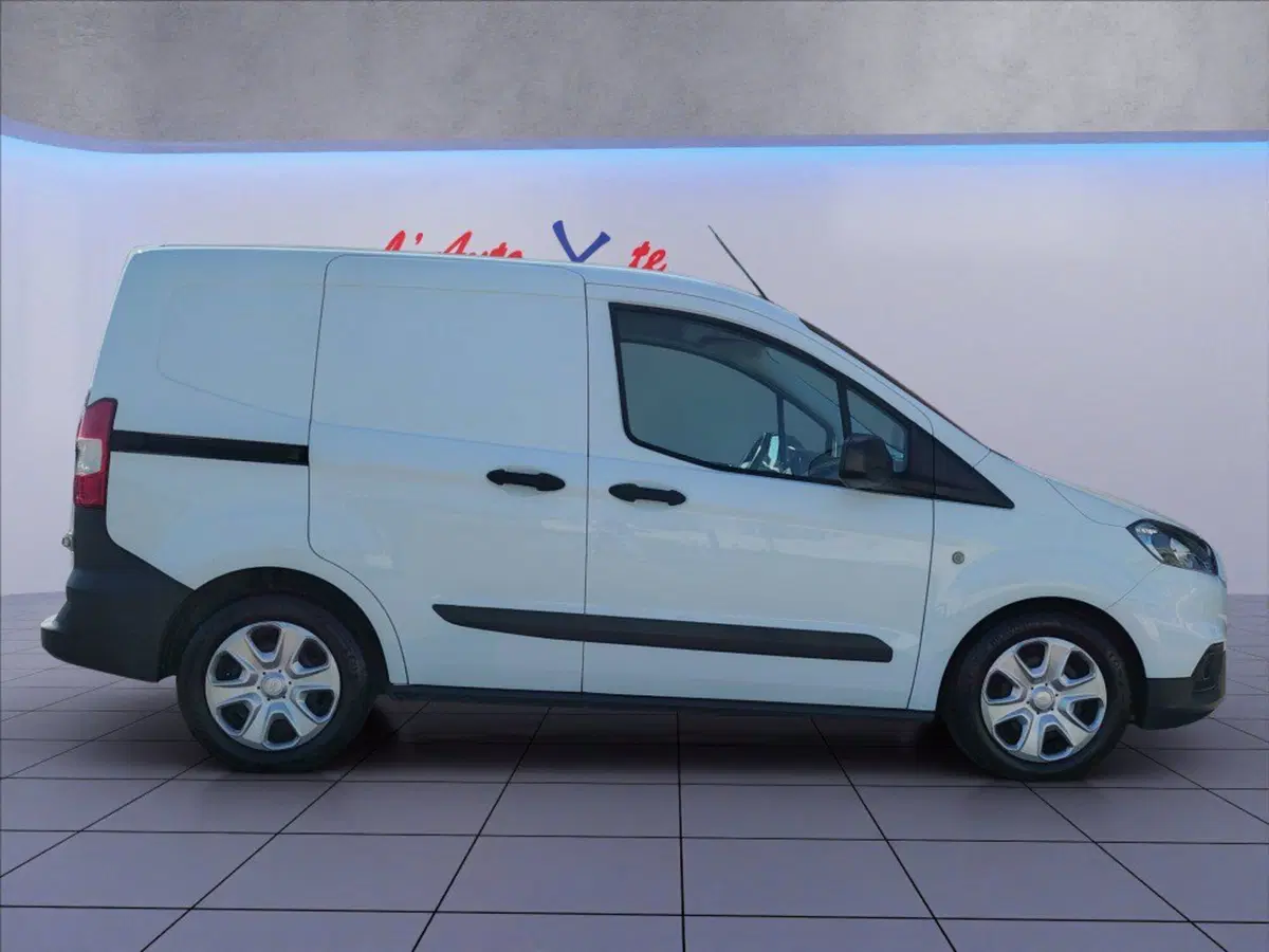 Ford Transit Courier usata a Milano (8)