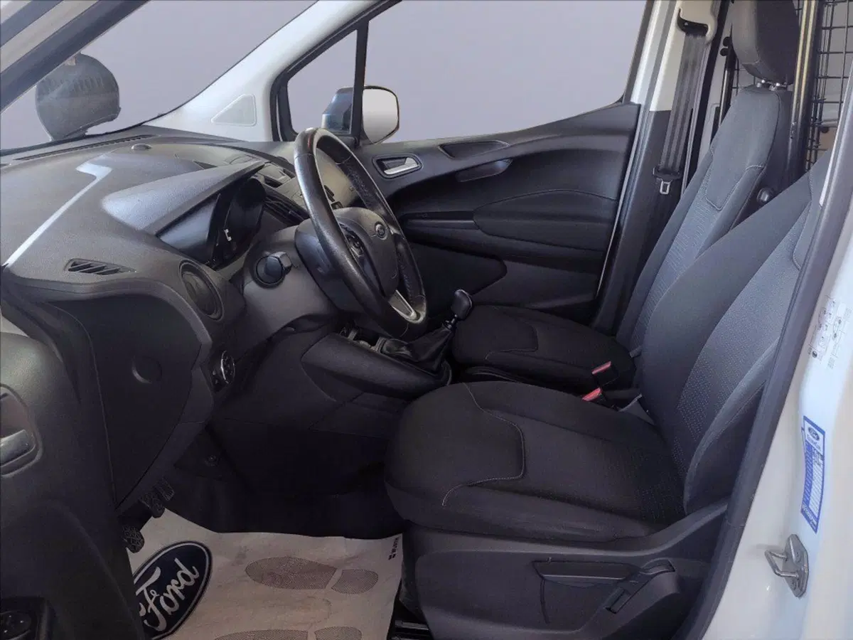 Ford Transit Courier usata a Milano (9)