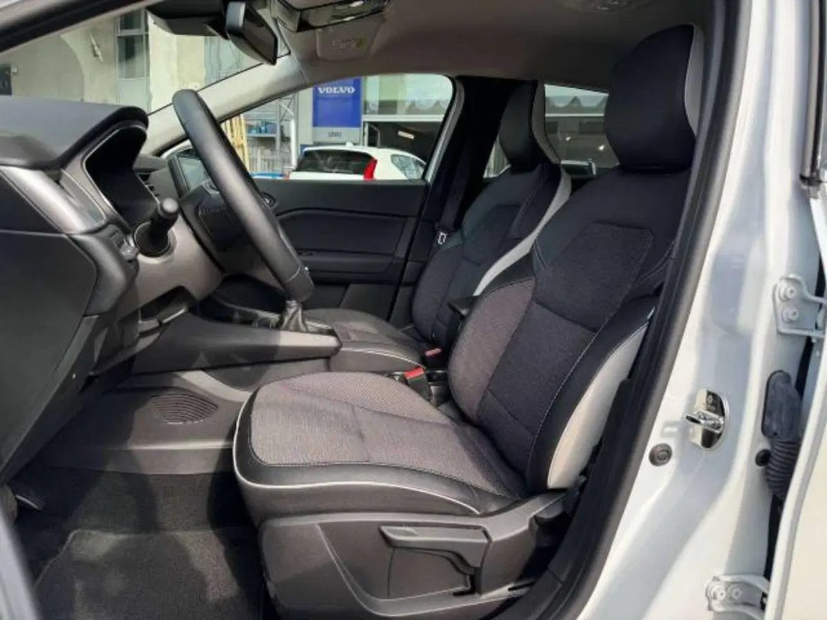 Renault Captur usata a Savona (10)