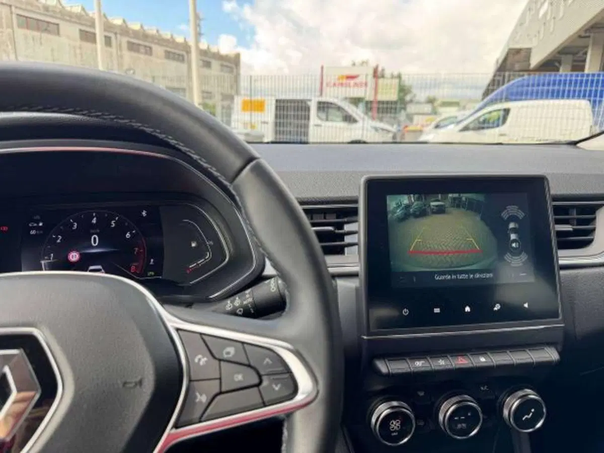 Renault Captur usata a Savona (14)