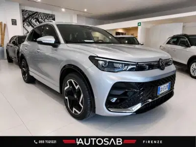 Volkswagen Tiguan 2.0 tdi R-Line 150cv dsg del 2024 usata a Firenze