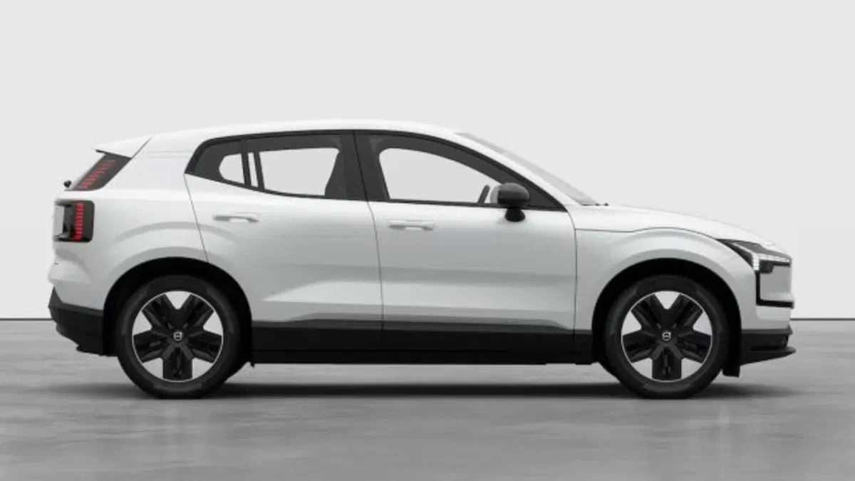 Volvo EX30 nuova a Treviso (5)