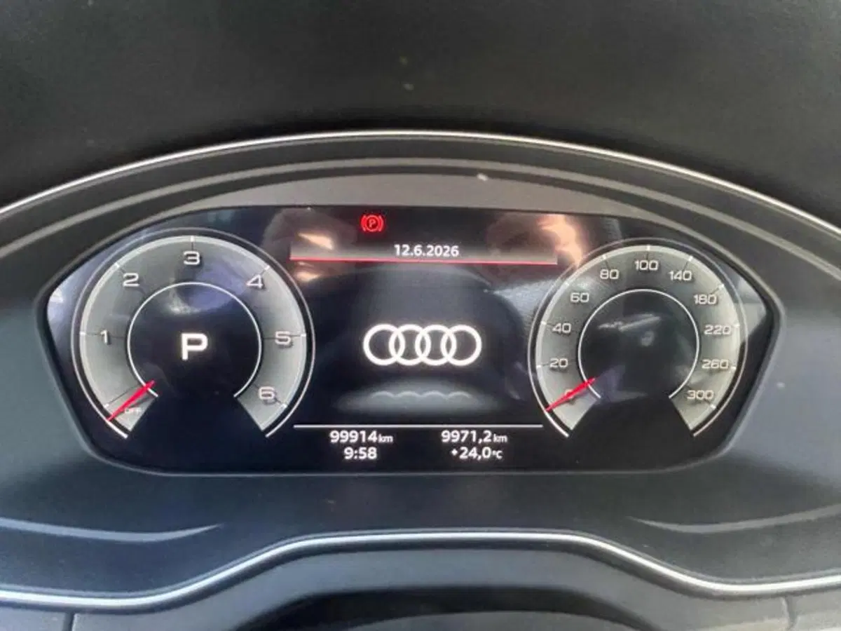 Audi Q5 Sportback usata a Lucca (11)