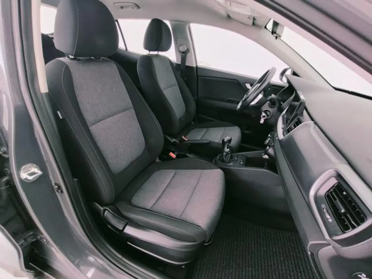 Kia Stonic usata a Como (3)