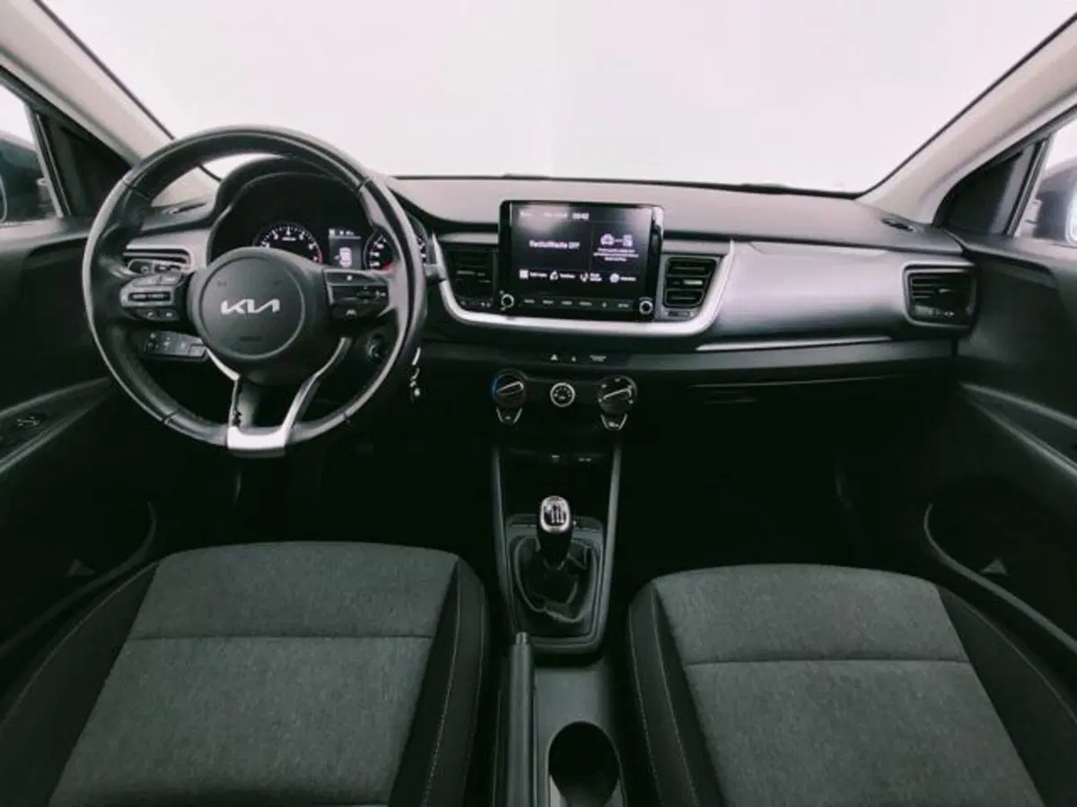 Kia Stonic usata a Como (4)