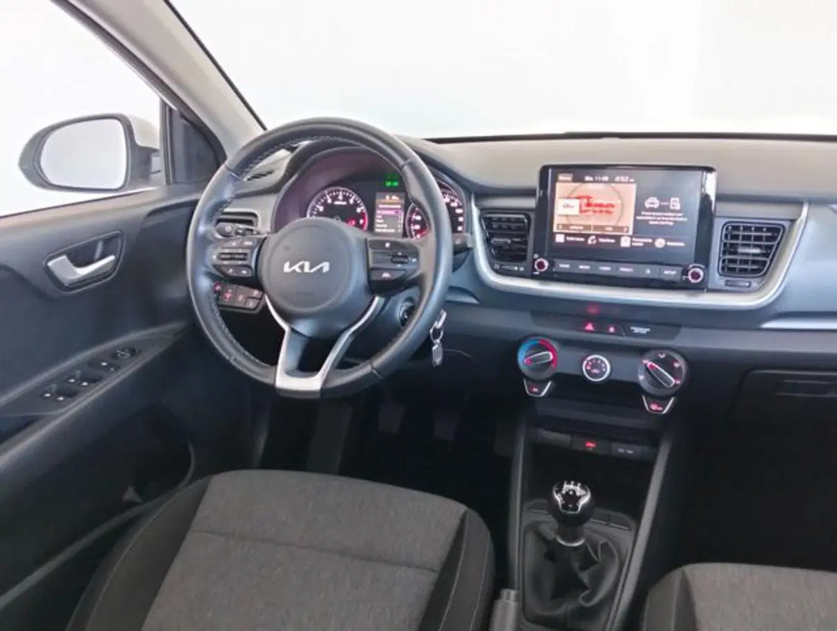 Kia Stonic usata a Como (9)