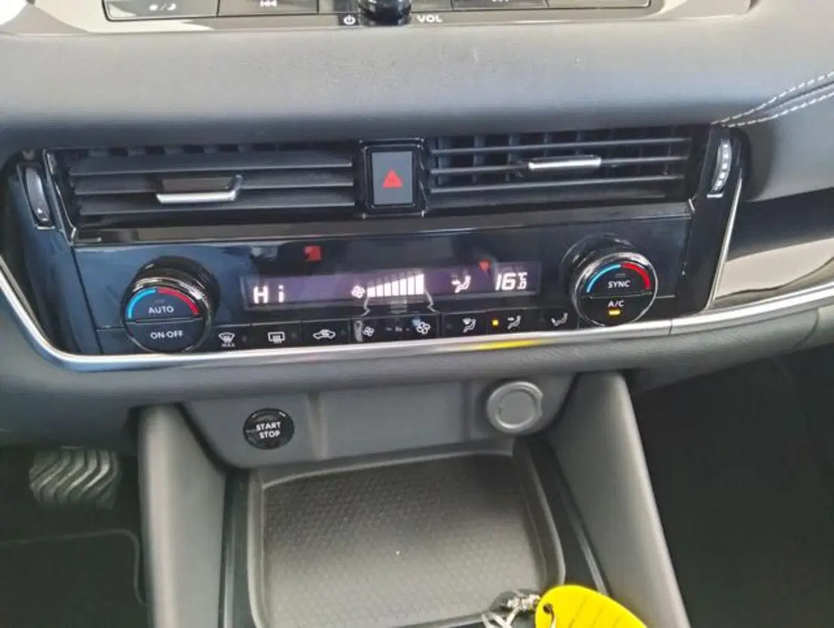 Nissan Qashqai usata a Como (15)