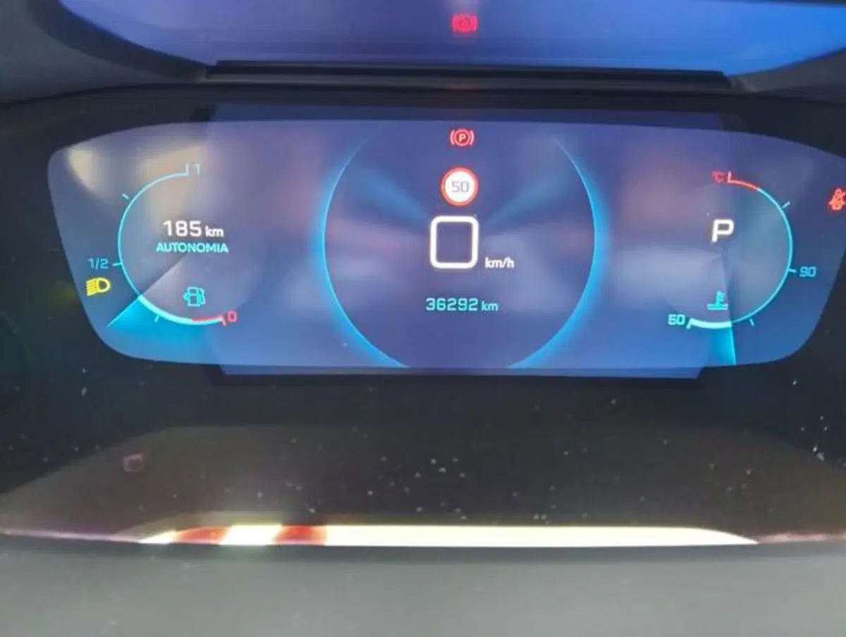 Peugeot 2008 usata a Como (11)