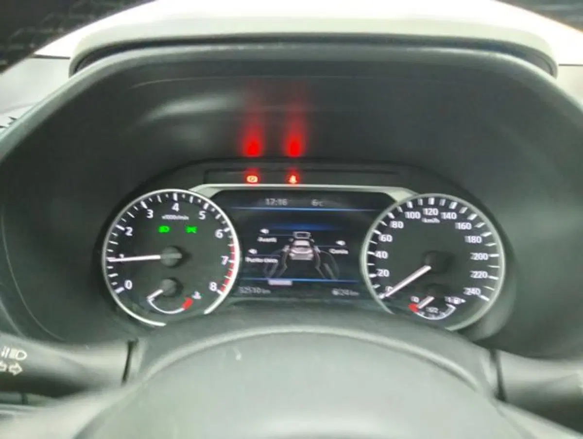 Nissan Juke usata a Como (11)