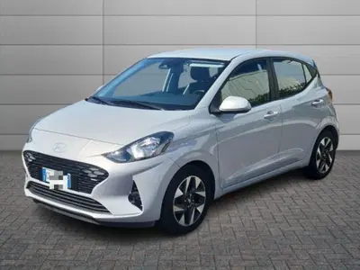 Hyundai i10 1.0 MPI Connectline del 2023 usata a Roma