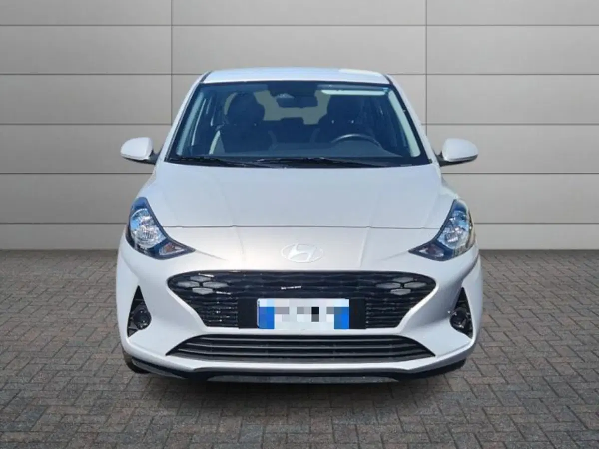 Hyundai i10 usata a Roma (12)