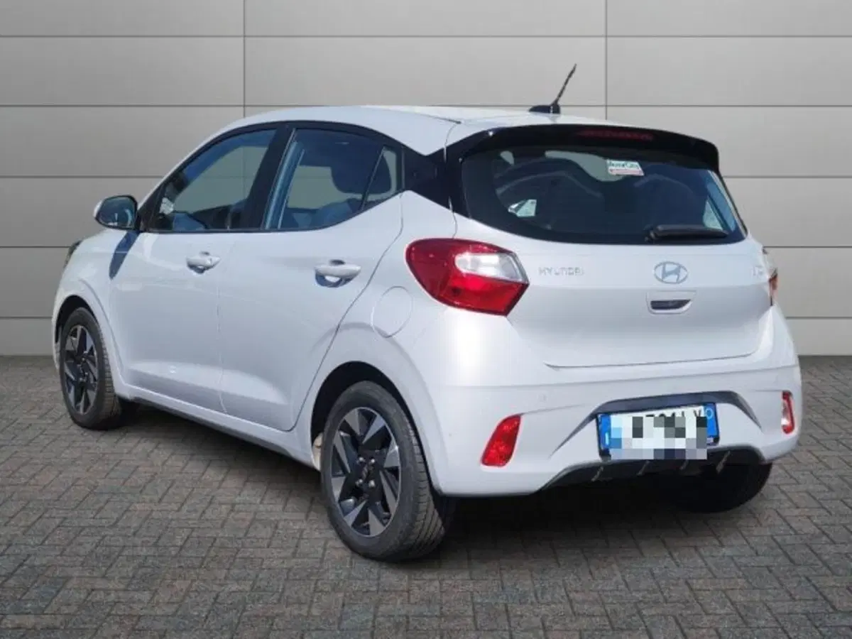 Hyundai i10 usata a Roma (4)