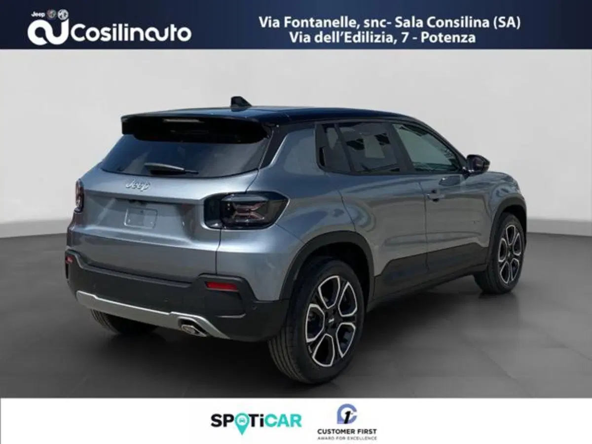 Jeep Avenger nuova a Salerno (5)