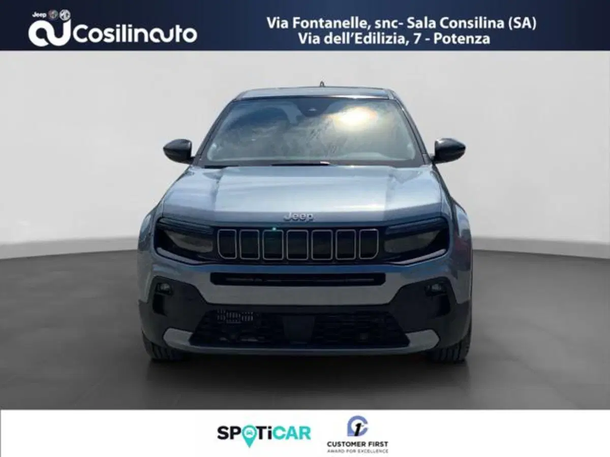 Jeep Avenger nuova a Salerno (8)