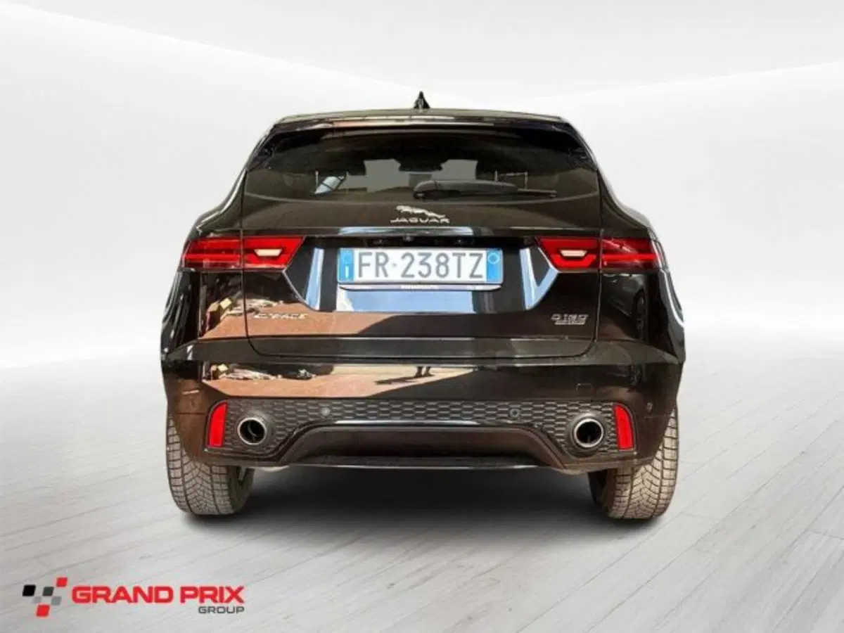Jaguar E-Pace usata a Bologna (5)