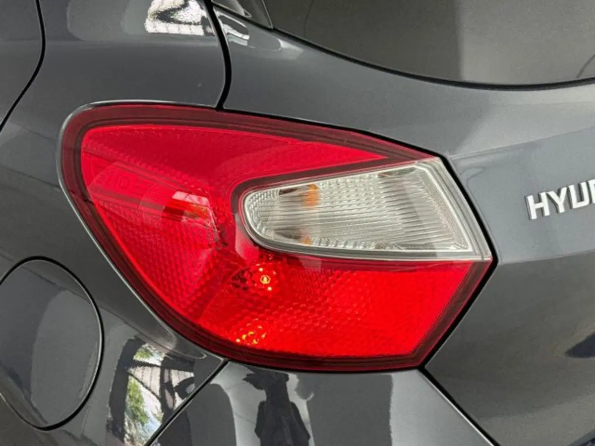 Hyundai i10 usata a Bologna (8)