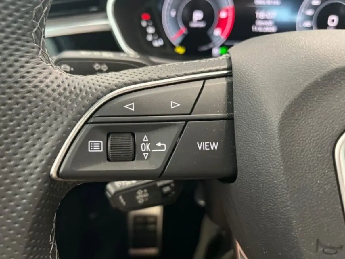 Audi Q3 Sportback usata a Bologna (15)