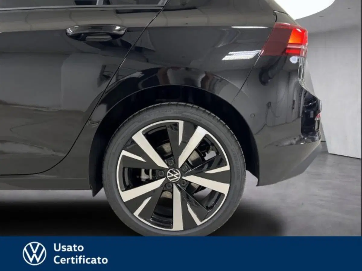 Volkswagen Golf nuova a Vicenza (18)