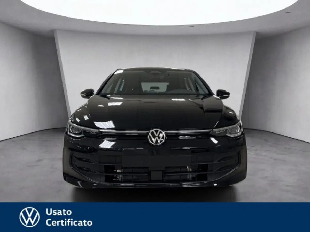 Volkswagen Golf nuova a Vicenza (2)