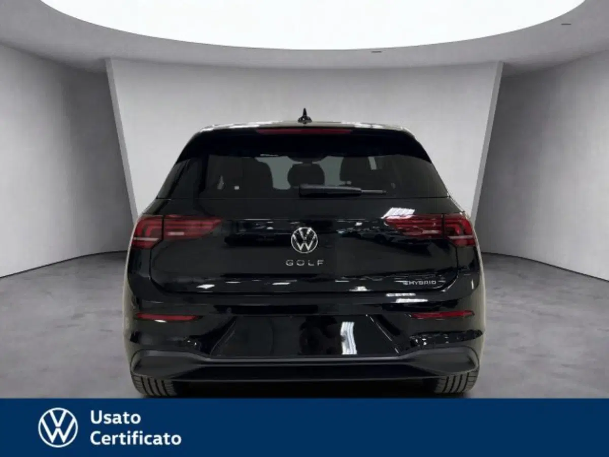 Volkswagen Golf nuova a Vicenza (5)
