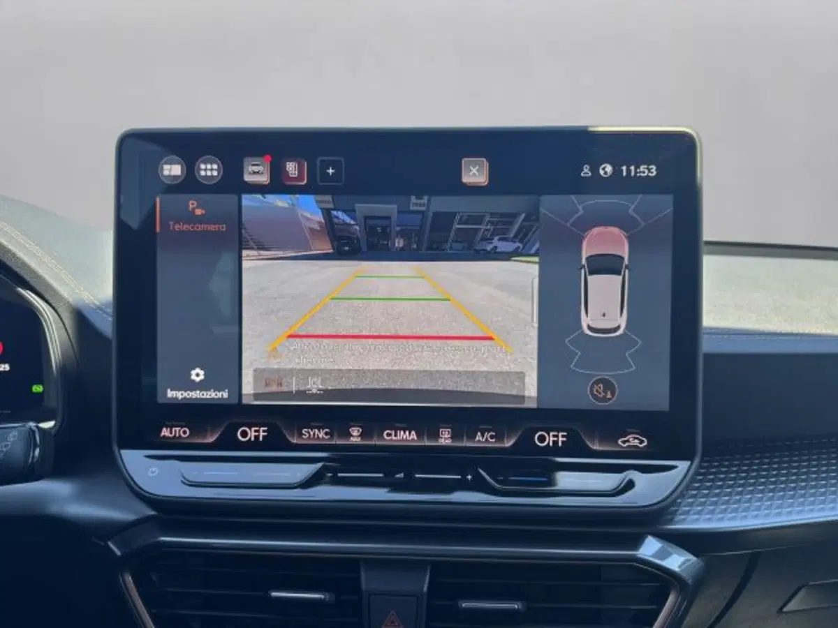 Cupra Leon nuova a Vicenza (15)