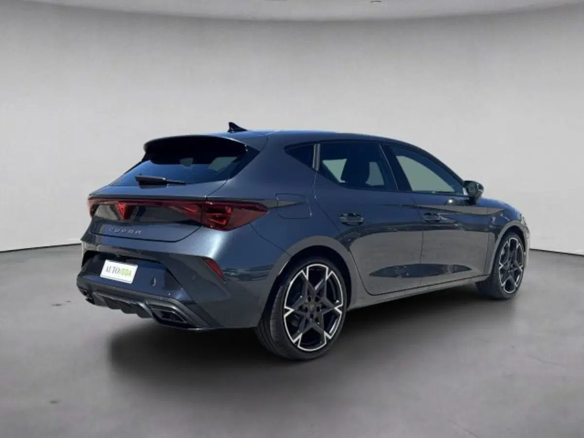Cupra Leon nuova a Vicenza (4)