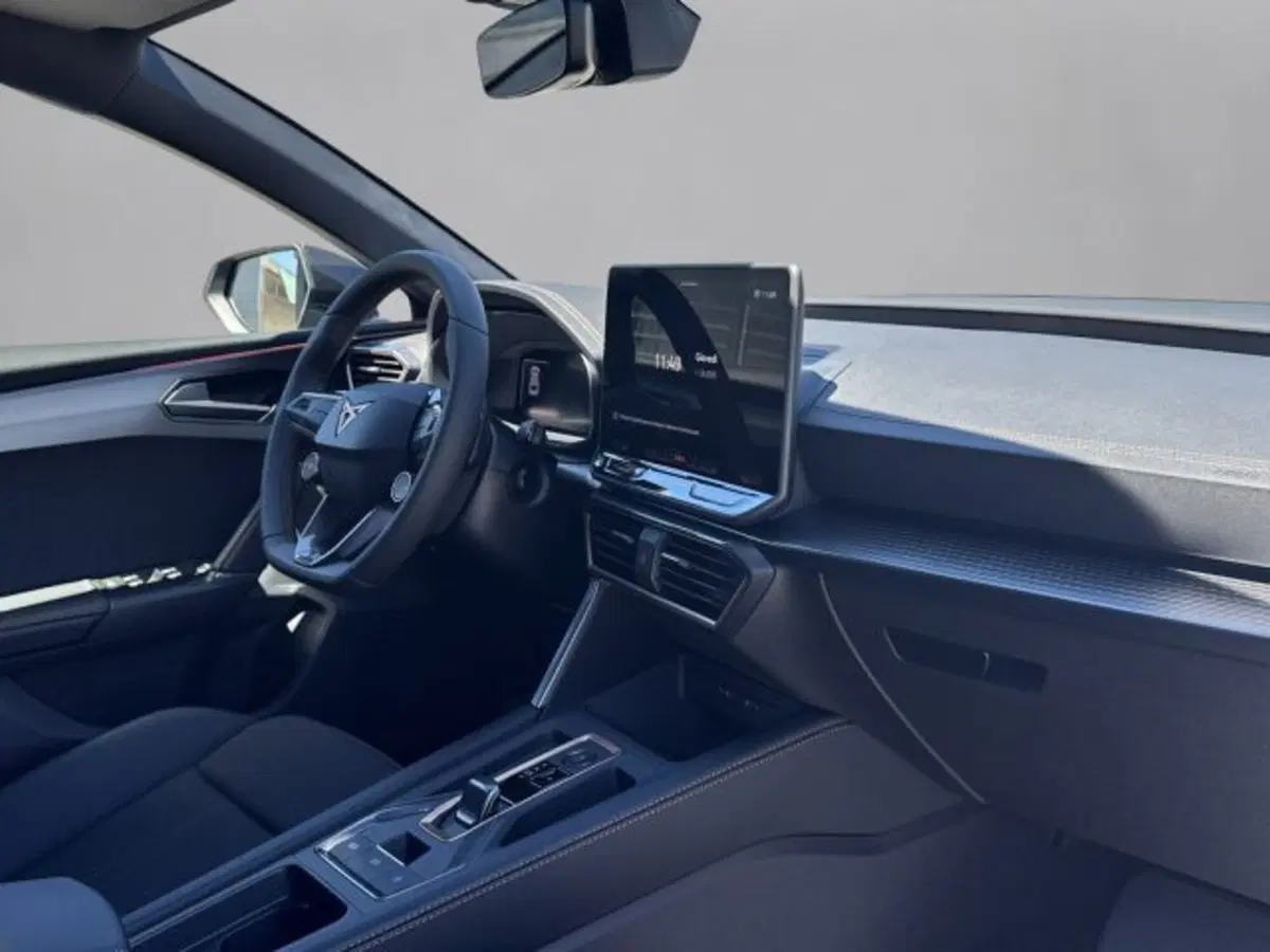 Cupra Leon nuova a Vicenza (6)