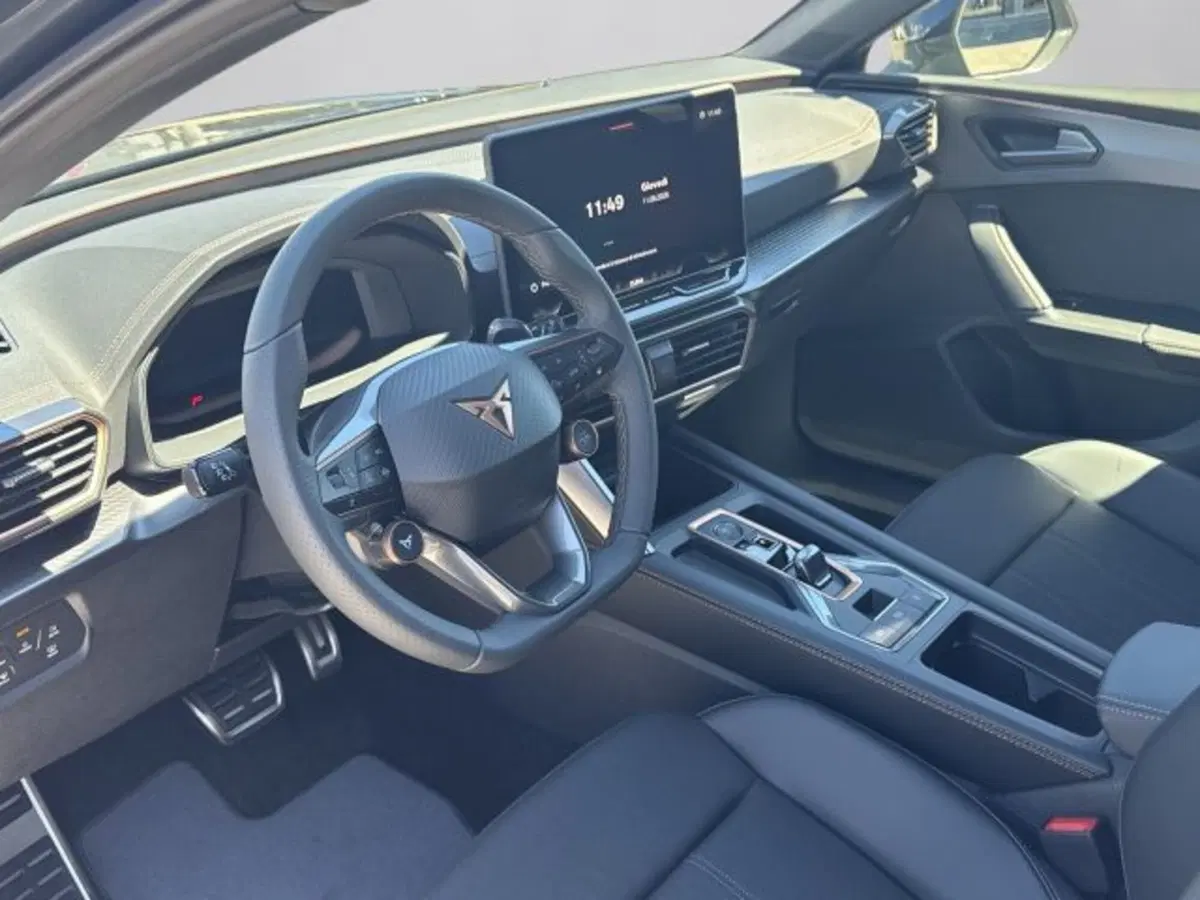 Cupra Leon nuova a Vicenza (7)
