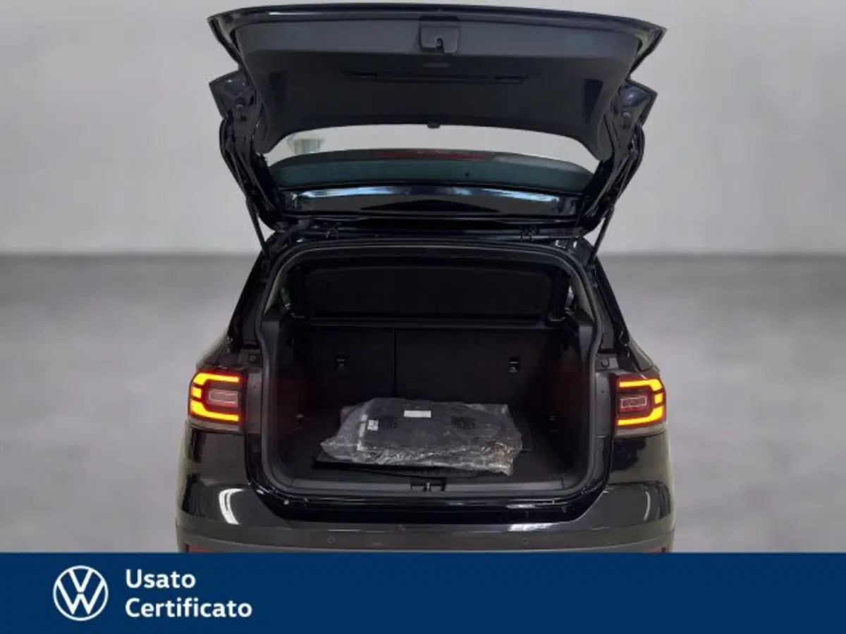 Volkswagen T-Cross usata a Vicenza (11)