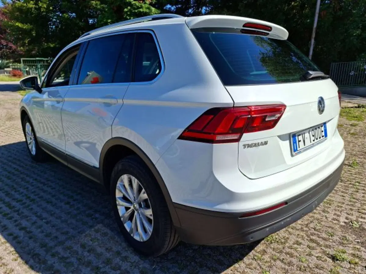 Volkswagen Tiguan usata a Como (4)