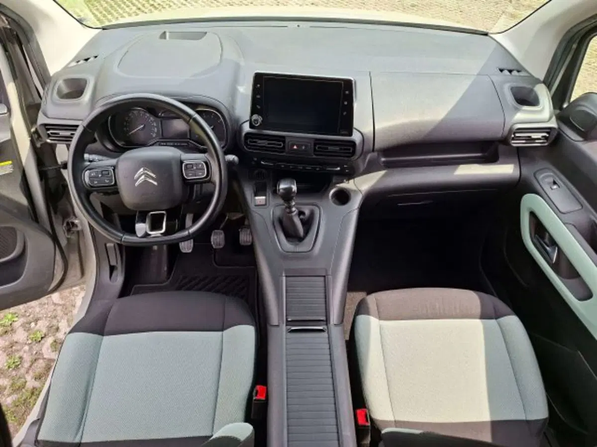 Citroen Berlingo usata a Como (10)