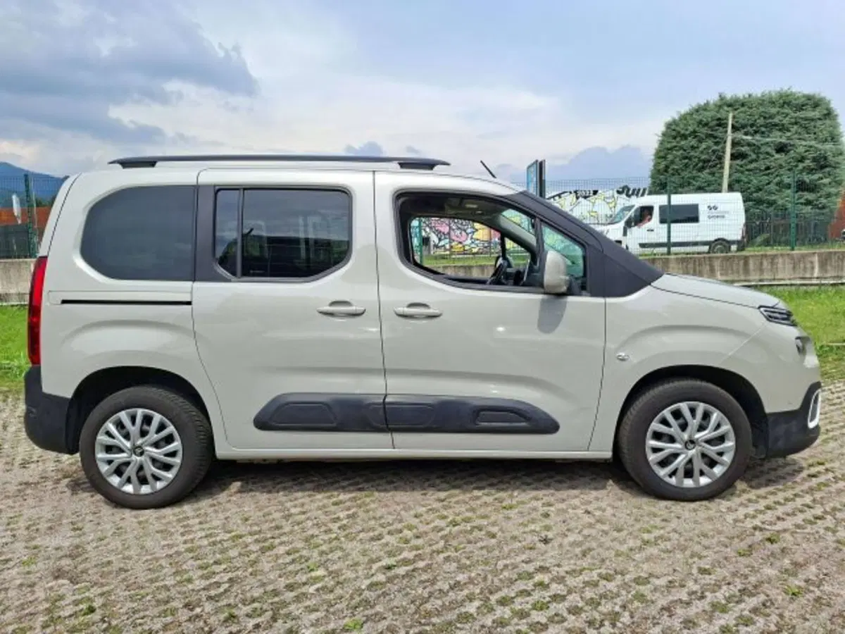 Citroen Berlingo usata a Como (3)