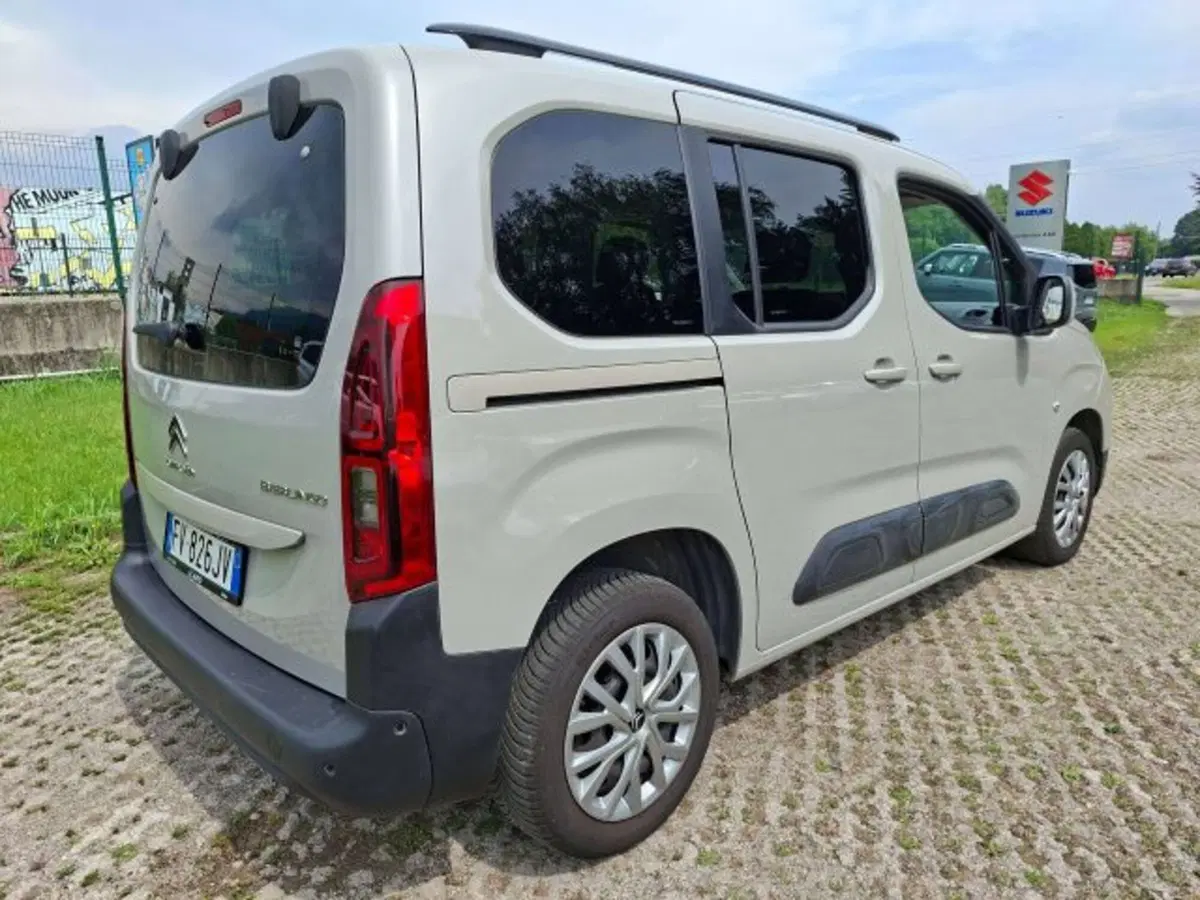 Citroen Berlingo usata a Como (4)