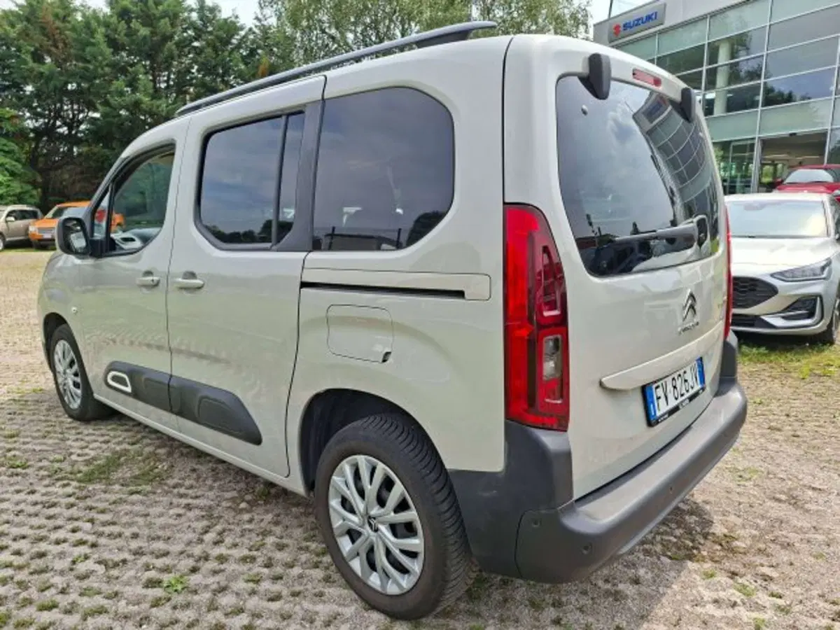 Citroen Berlingo usata a Como (5)