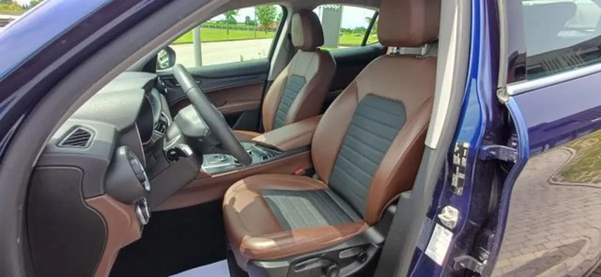 Alfa Romeo Stelvio usata a Padova (17)
