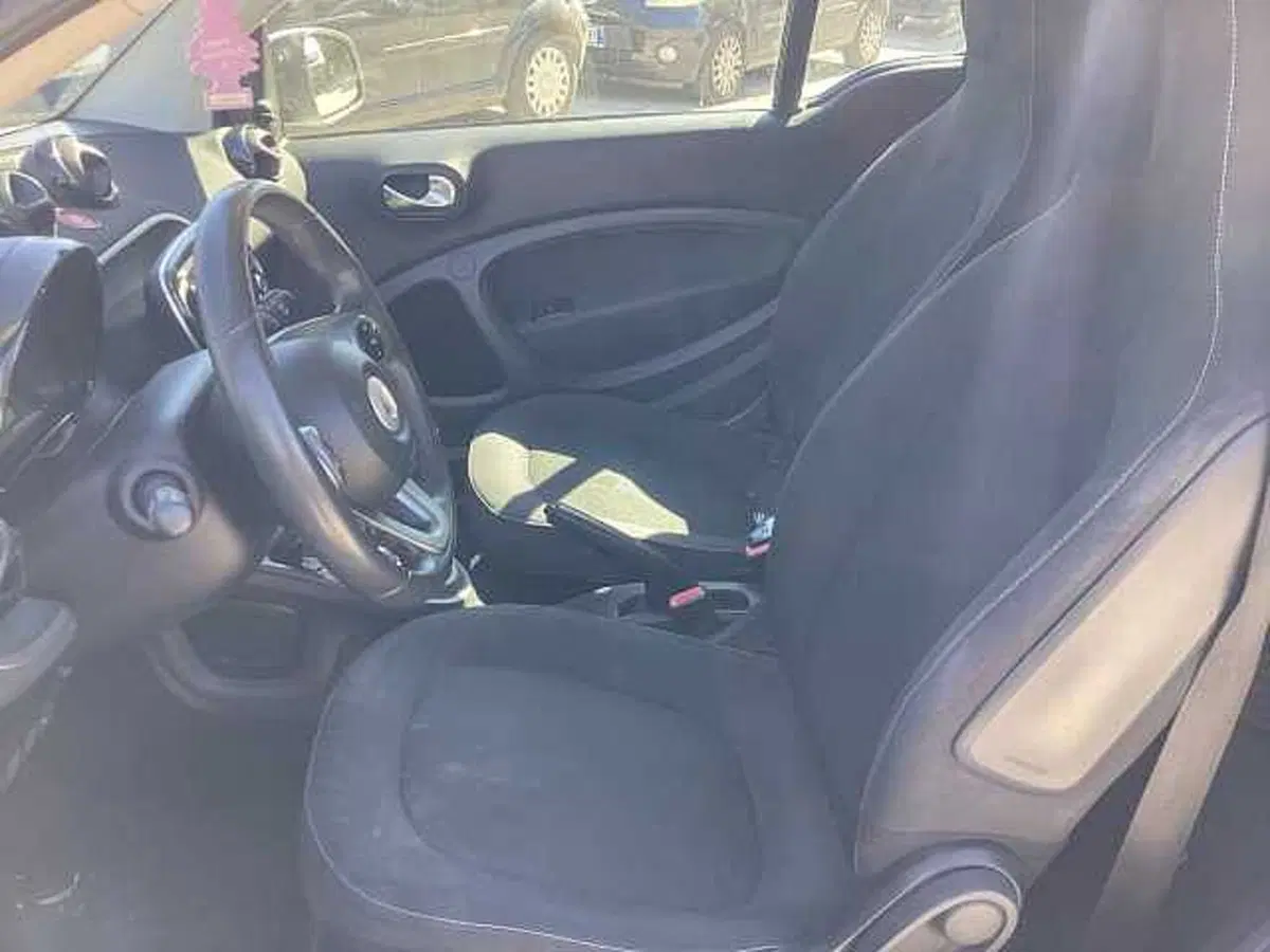 smart Fortwo usata a Roma (10)