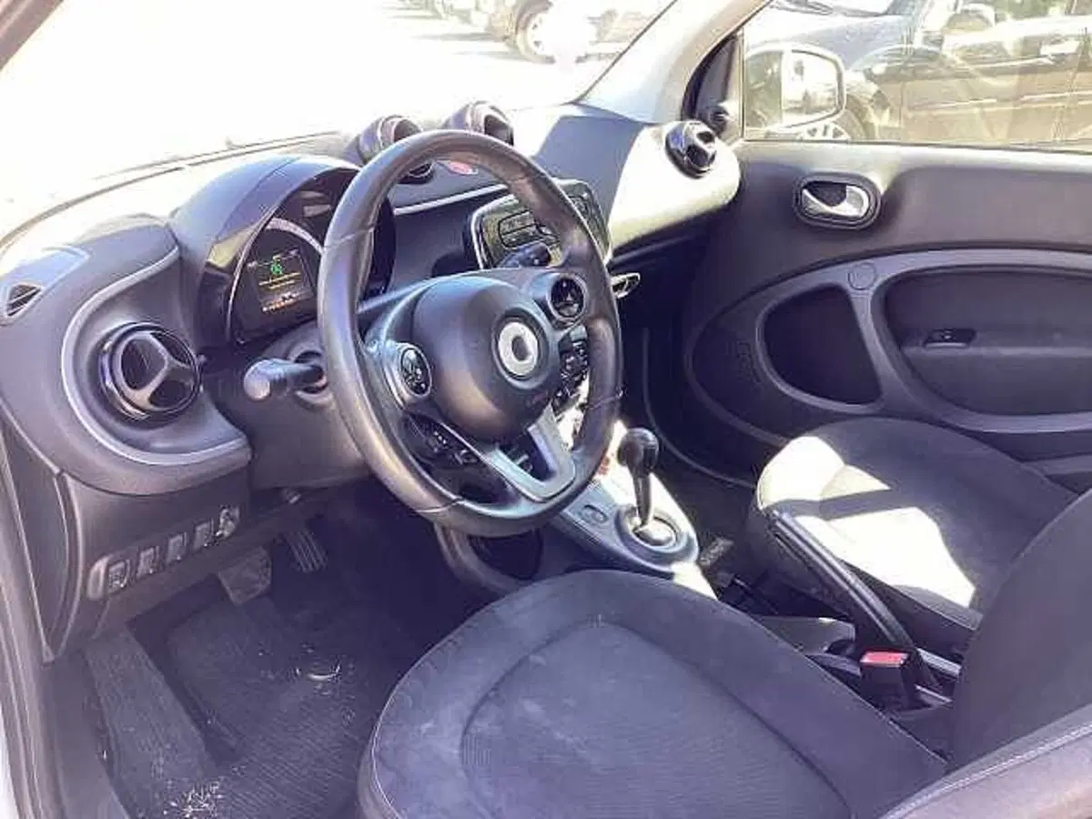 smart Fortwo usata a Roma (9)