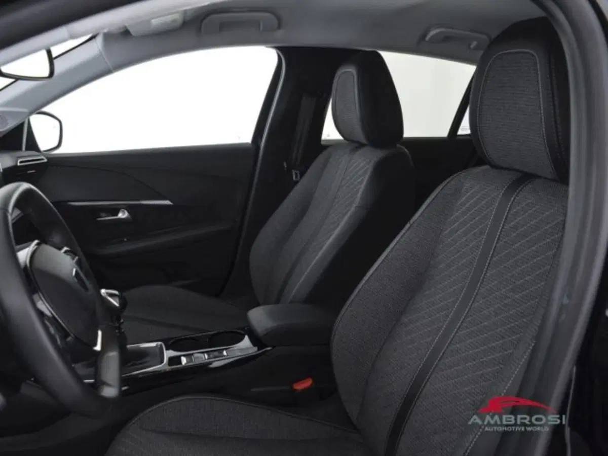 Peugeot 208 usata a Perugia (9)