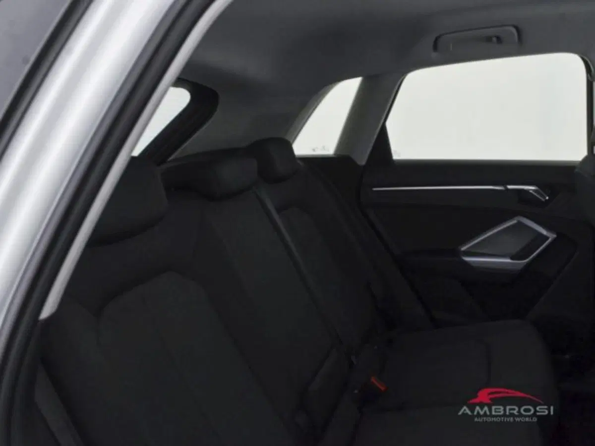 Audi Q3 usata a Perugia (11)