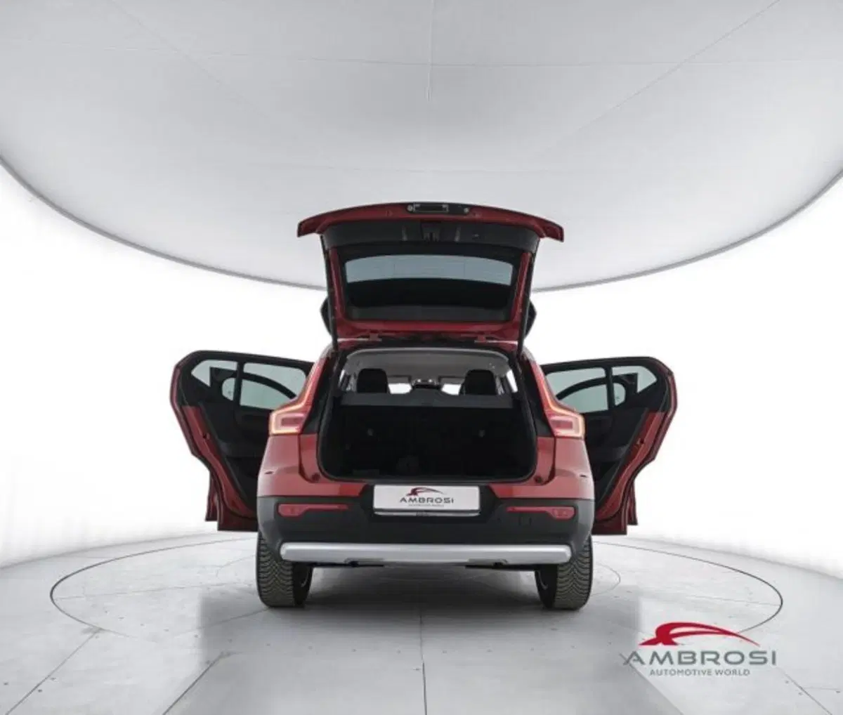 Volvo XC40 usata a Perugia (7)
