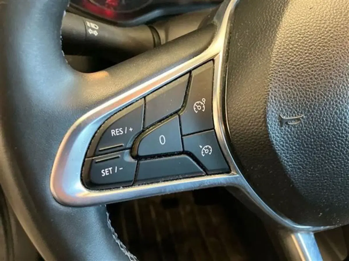 Renault Clio usata a Como (19)